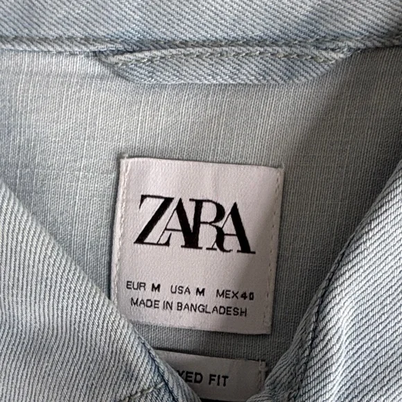 Zara Women's Light Blue Button Down Shirt - Picture 2 of 2